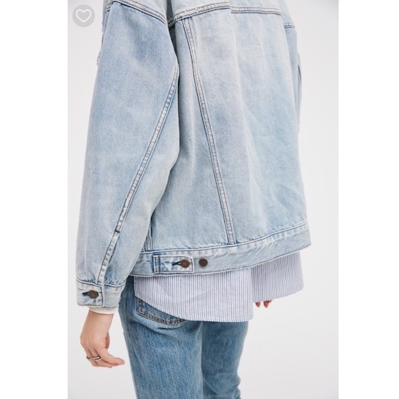 Free People Denim Trucker Jacket 25 Year Wash - Picture 5 of 8